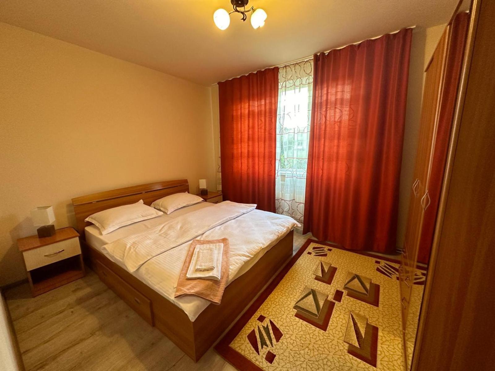 Apartament Central Deva Apartment Exterior photo