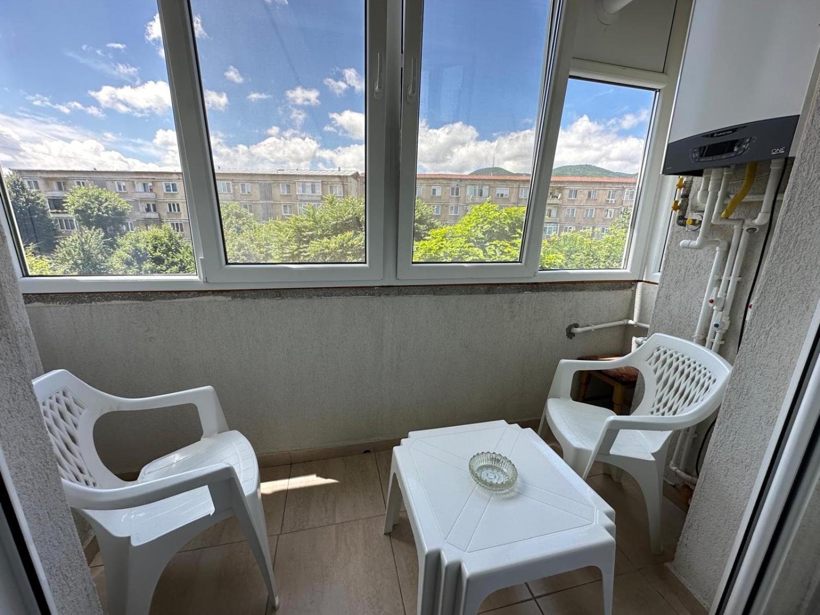 Apartament Central Deva Apartment Exterior photo